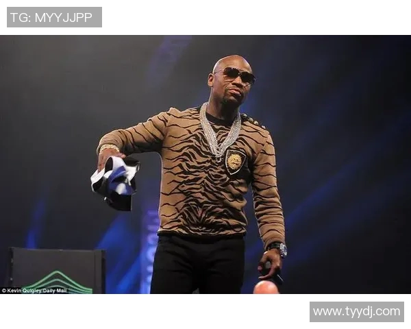 梅威瑟与嘴炮聚力对决拳坛巅峰之战引发全球关注与热议